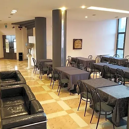 Martini Hotel 3*