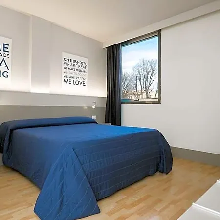 Hotel Martini 3*