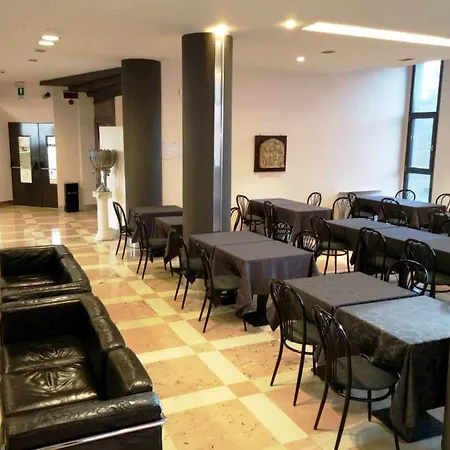 Hotel Martini 3*